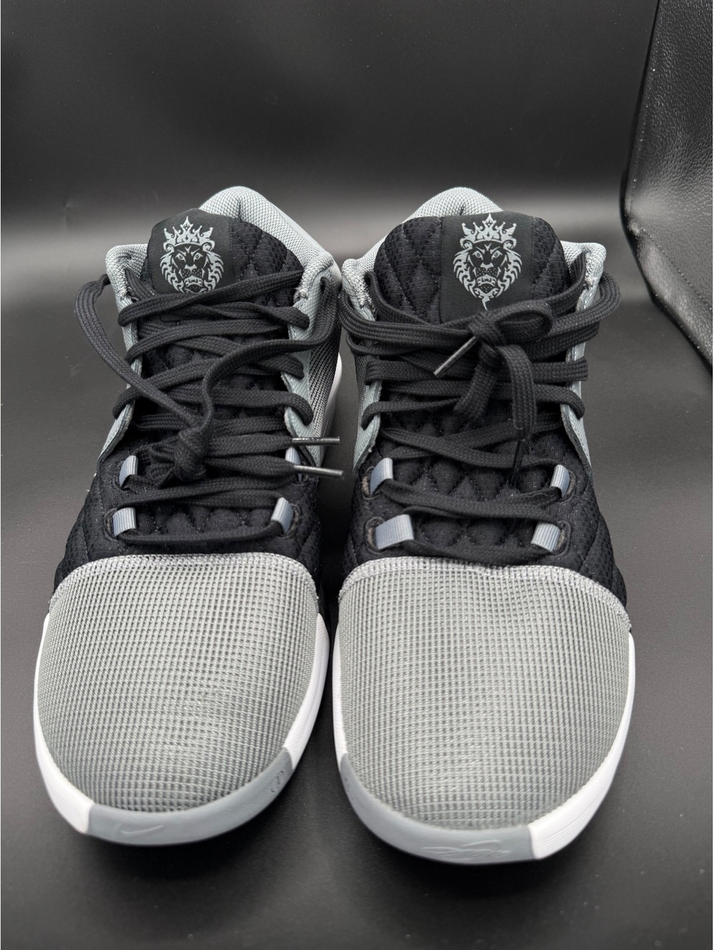 NIKE LEBRON WITNESS 8 BASKETBALL SHOES GREY FB2239-004 NEW